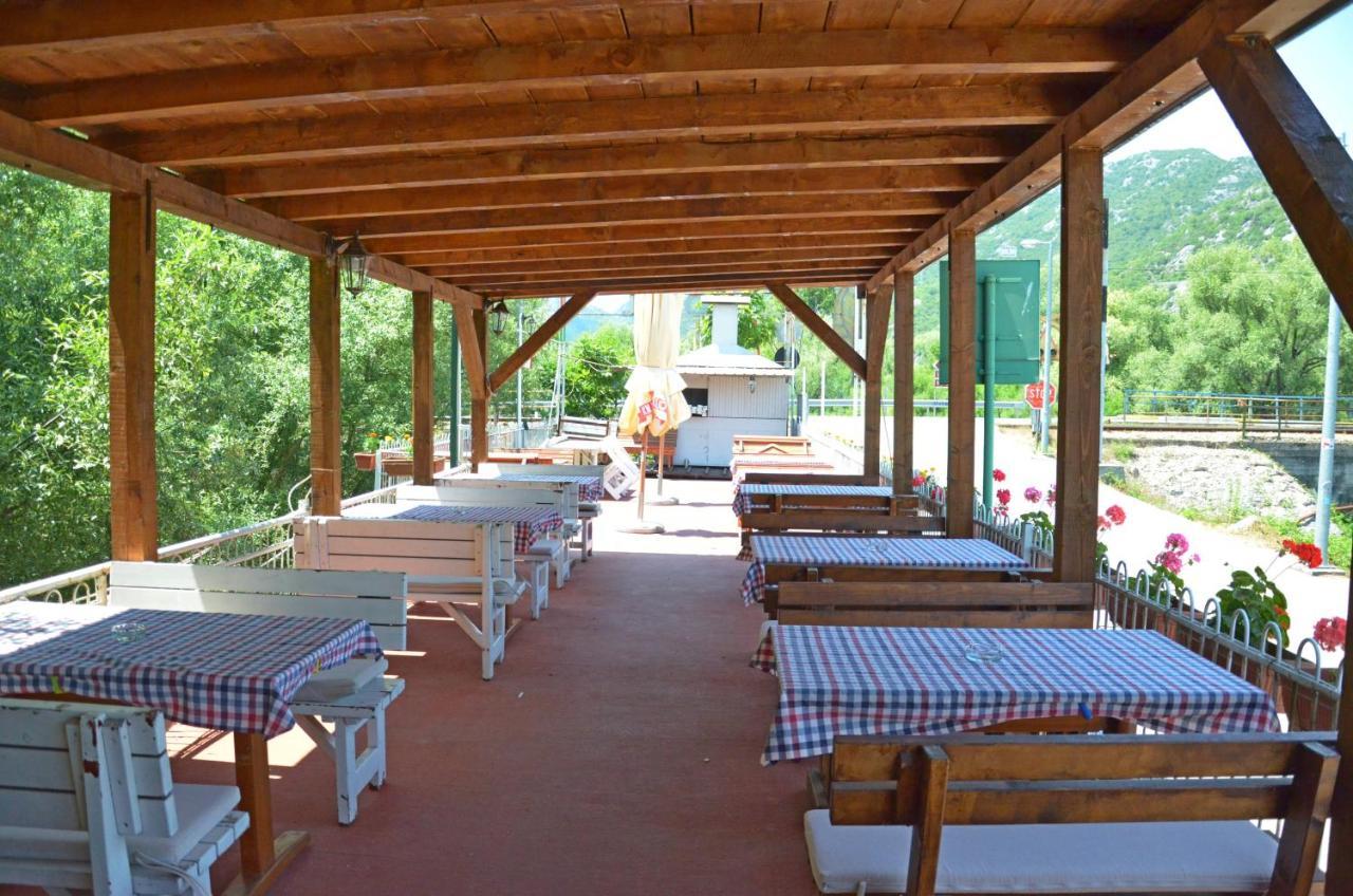 Hotel Pelikan Virpazar Esterno foto