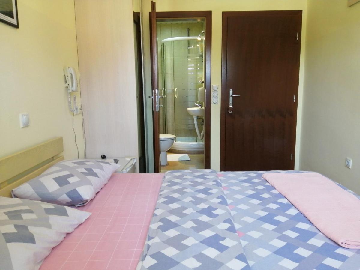 Hotel Pelikan Virpazar Esterno foto