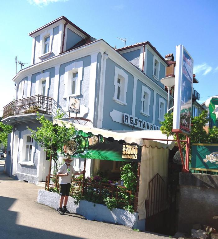 Hotel Pelikan Virpazar Esterno foto