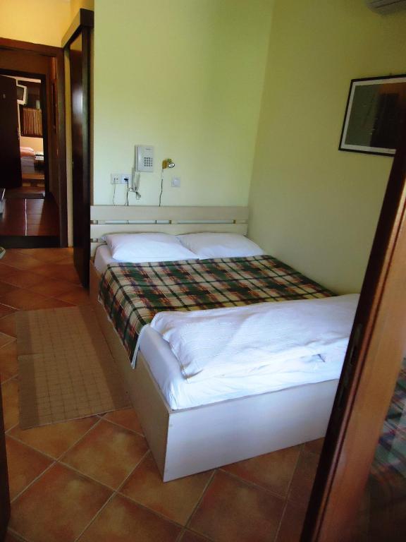 Hotel Pelikan Virpazar Esterno foto
